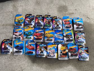 22 Hot Wheels in the Box