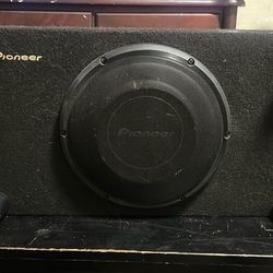 Pioneer subwoofer