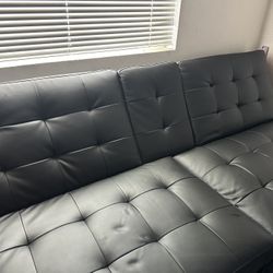 Couch/futon 