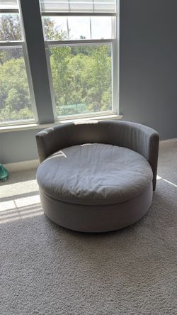 Gray spinning couch/chair