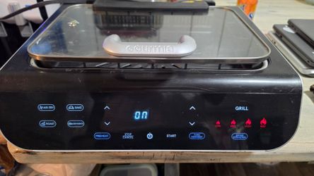 Gourmia indoor grill and air fryer