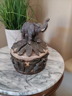 $10 Great Candy/Trinket Covered Elephant Dish. Heavy Resin 