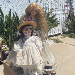 Antique  Dolls