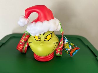 Universal Studios Grinch Santa Hat Popcorn Bucket