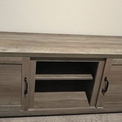 Modern Farmhouse TV stand — 65” TVs