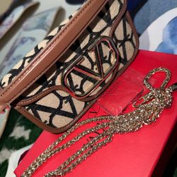 valentino purse bag new in box! SALE