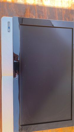 Tv 32” Vizio. Works great no longer need