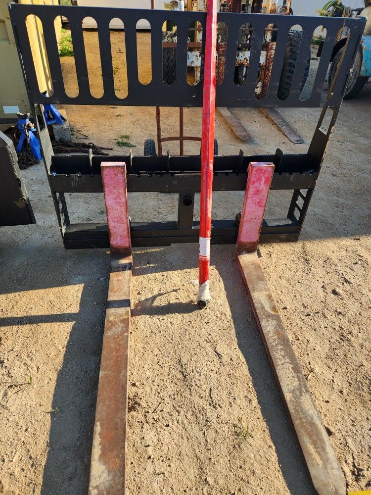 Bobcat Fork Attachment 