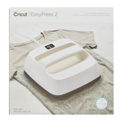 NEW Cricut EasyPress 2, Daybreak - 9 in x 9 in - Handheld Heat Press, White