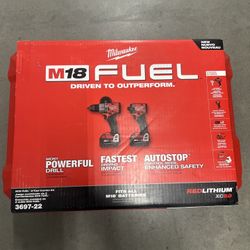 Milwaukee M18 FUEL 18V Lithium-Ion Brushless Cordless Hammer Drill and Impact Driver Combo Kit (2-Tool) with 2 Batteries