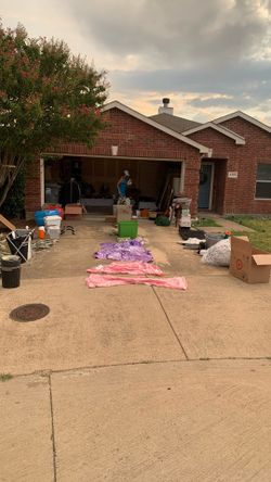Garage Sale 2407 Poinciana