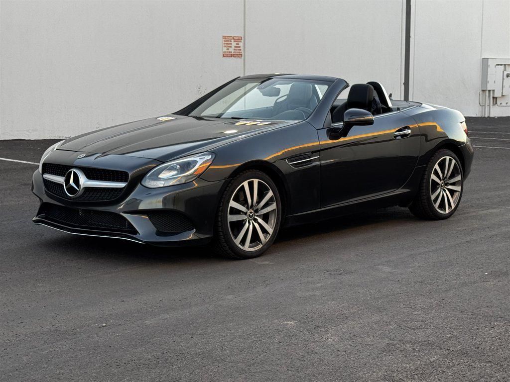 2019 Mercedes-Benz SLC 300