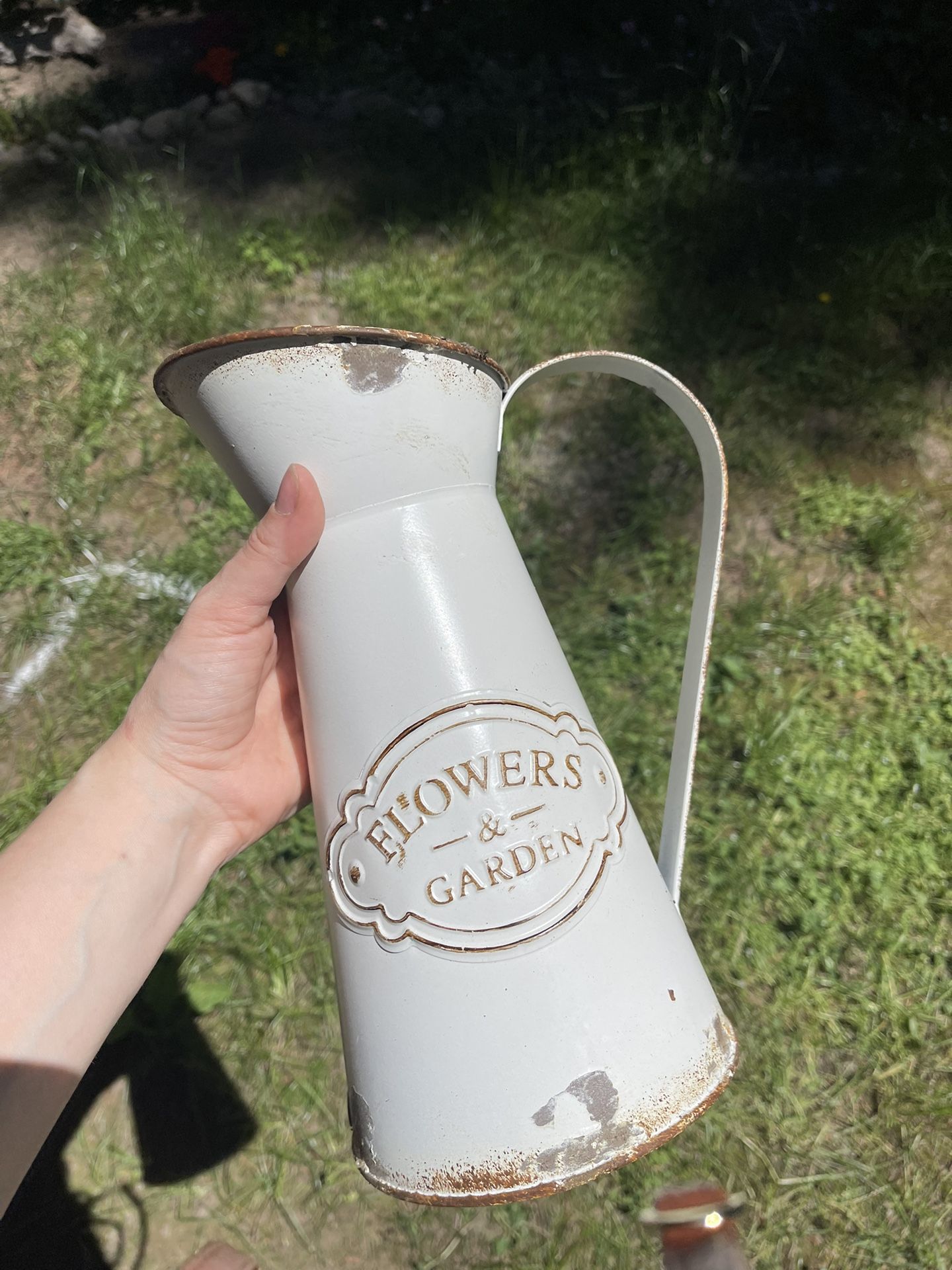 White Flower Pot