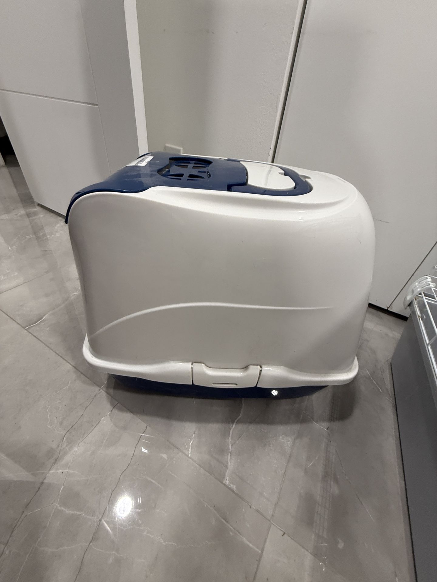 Cat Litter Box With Door