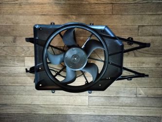 Ford Focus Cooling Fan  / Radiator Fan Assembly