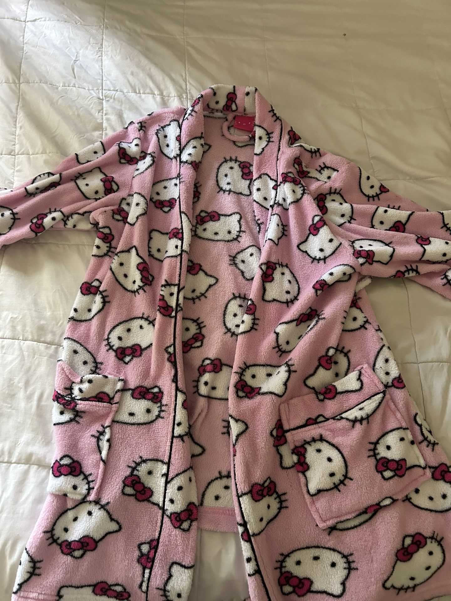 Hello Kitty Robe
