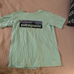 Light Green Patagonia Tee Youth XL Very Soft No Stains 