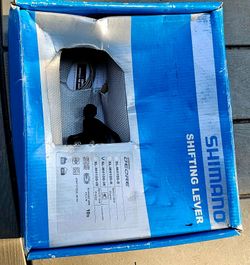 Shimano Deore SL-M4100-IR mountain bike right-side shift lever.Key Product Specifications
Series: Shimano Deore M4100.Speeds: 10-speed rear drivetrain