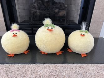 3 adorable Easter Chicks. 2 are 25” diameter, 7” H.   Lg one 31” dia and 9” H.  See More Below!!’