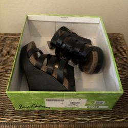 Black Wedges