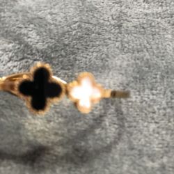 Gold Van Cleef Style Bracelet 