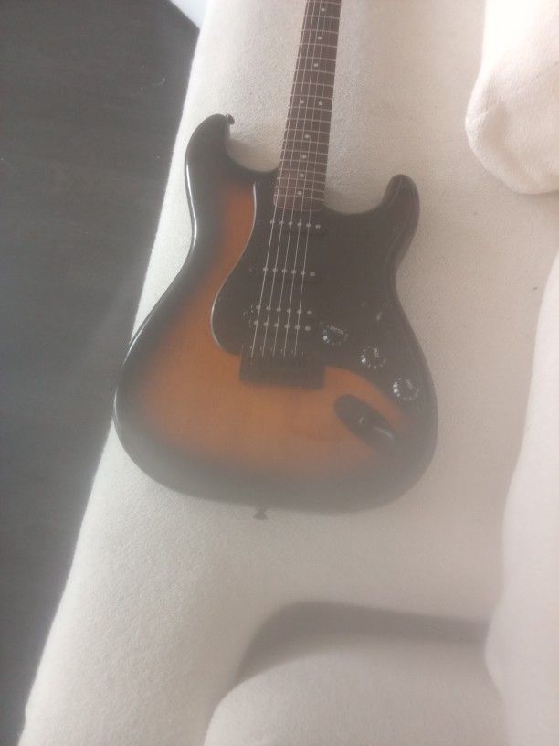 Fender Guitar With Amp