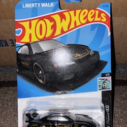 LP Super Silhouette Nissan Silvia (S15) Hotwheel
