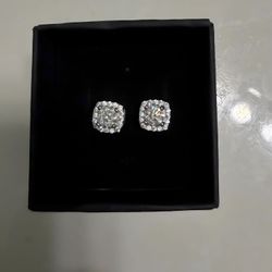 moissanite earrings square 
