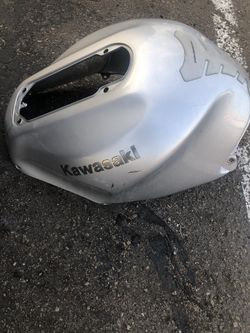 Kawasaki Gas Tank Cover