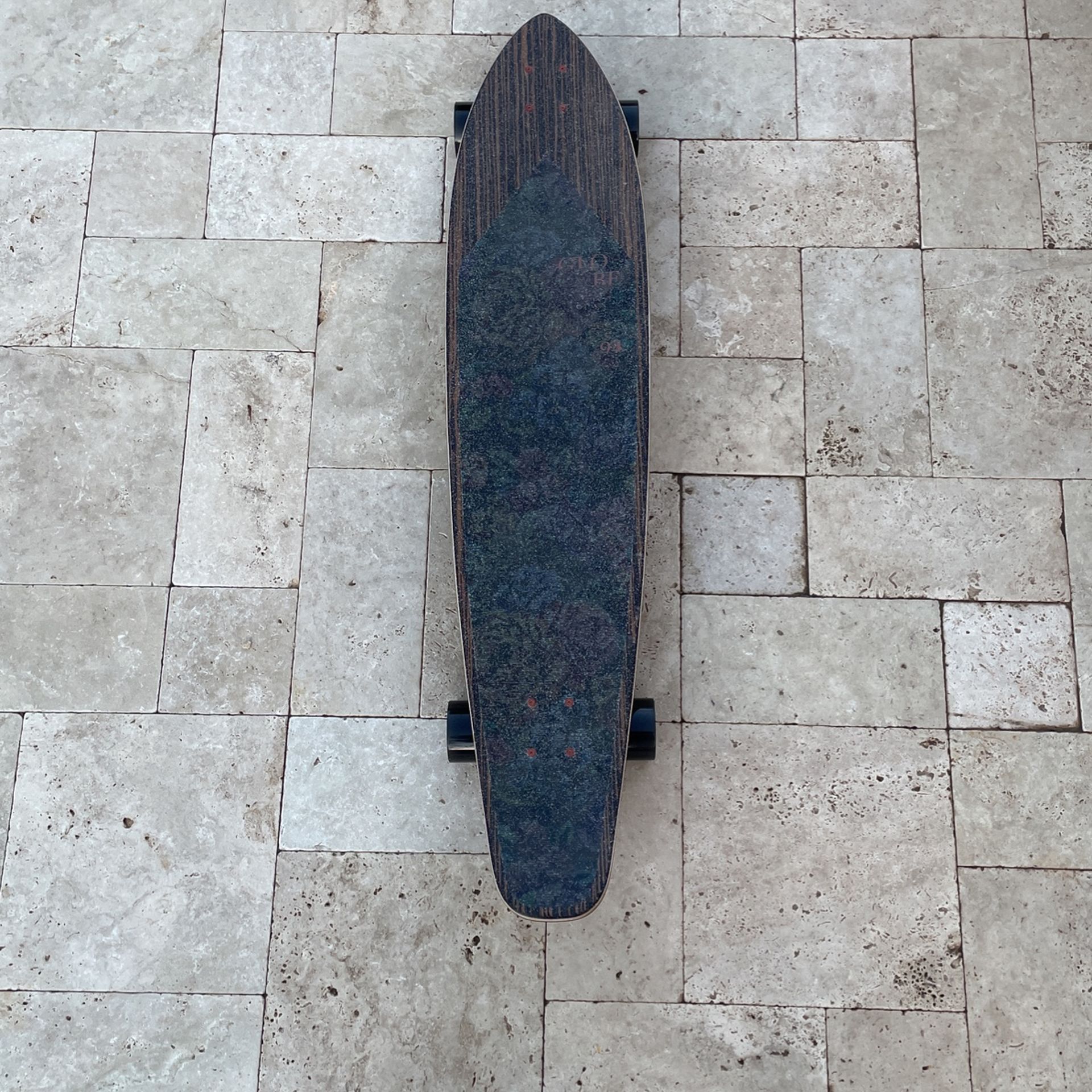 New Globe Byron Bay 43” Longboard/Skateboard