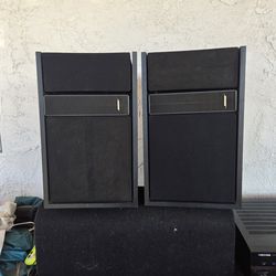 Bose 301 II Speakers