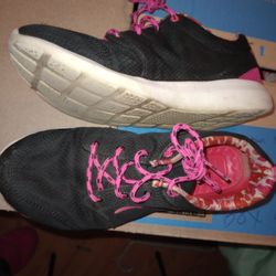 Shoes Gym Woman's Size 7.5 