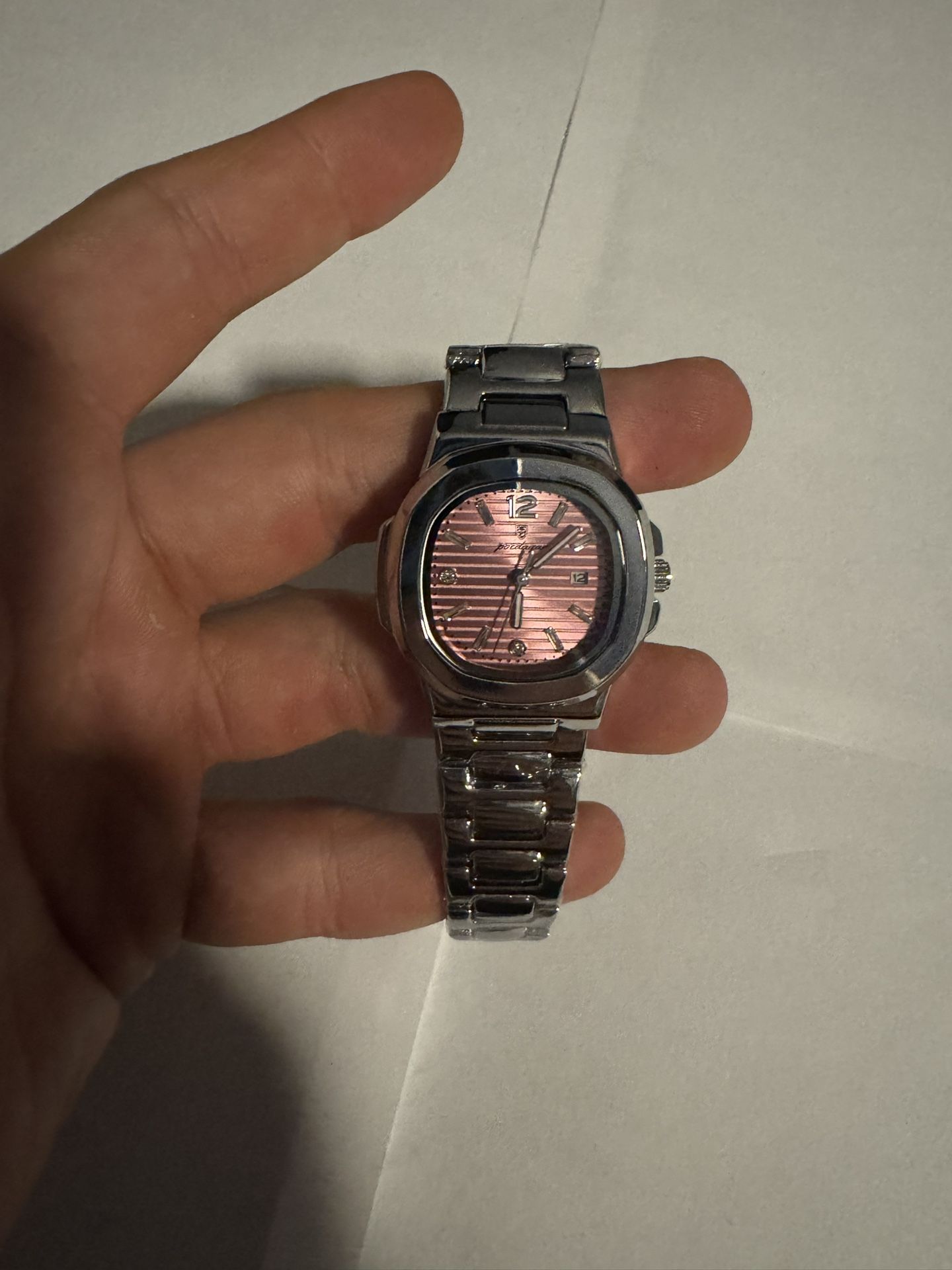 Lucky Fours Women's Quartz Wristwatch Pink Dial Stainless Steel Date Indicator