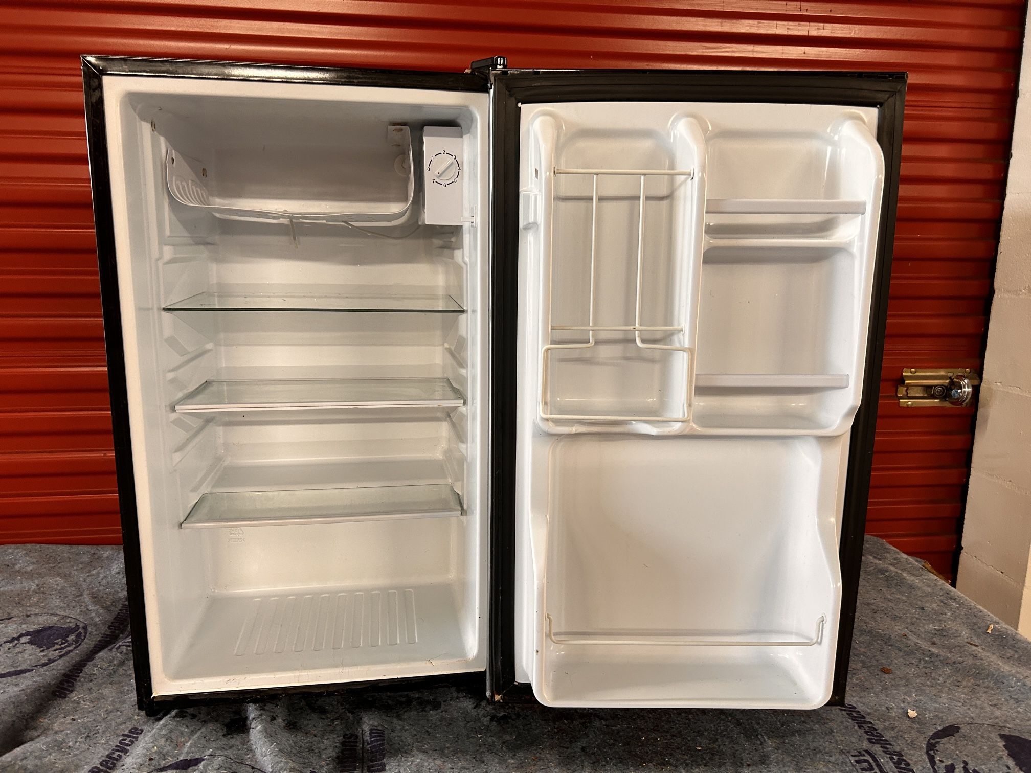 $55 For (1) Magic Chef 3.5 Cu. Ft. Mini Refrigerator - HMBR350SE #1