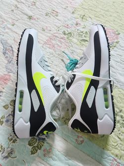 NEW Men’s Size 11.5 Nike Air Max 90 G Golf Shoes in White Hot Lime