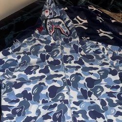 A Bathing Ape Zip Up (3xl)