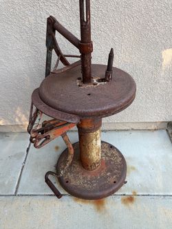 Antique, vintage tire changer.