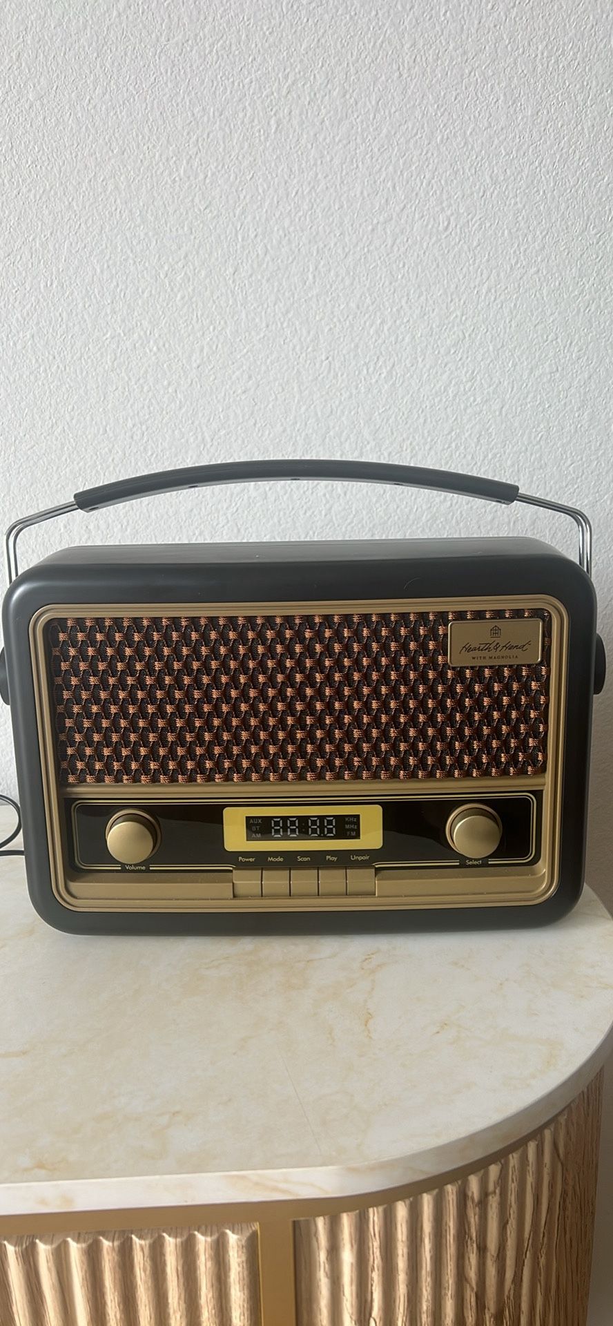 Vintage Inspired Bluetooth Speaker & Radio
