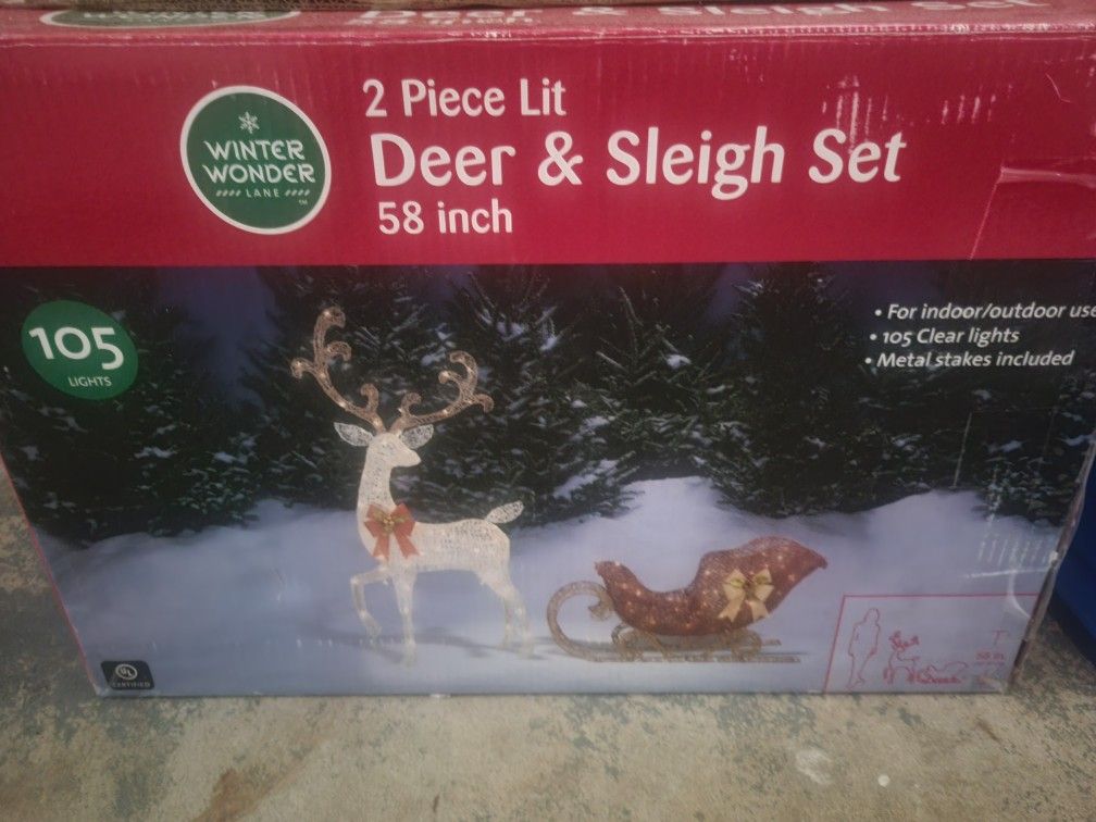 Christmas Outdoor Decoration Lighted Reindeer and Sleigh
