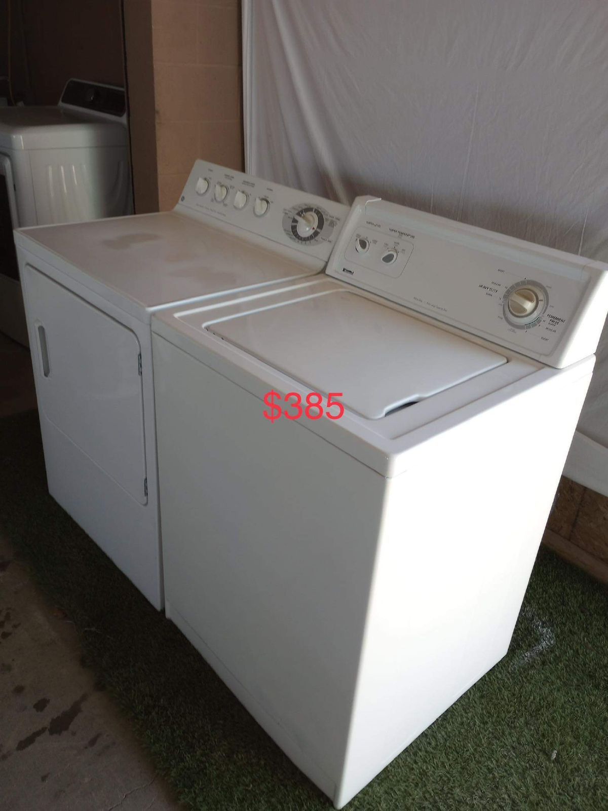 Beautiful Kenmore Washer And GE Gas Dryer. (1 Year Warranty)