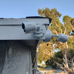 Security Cameras ⭐⭐⭐⭐⭐