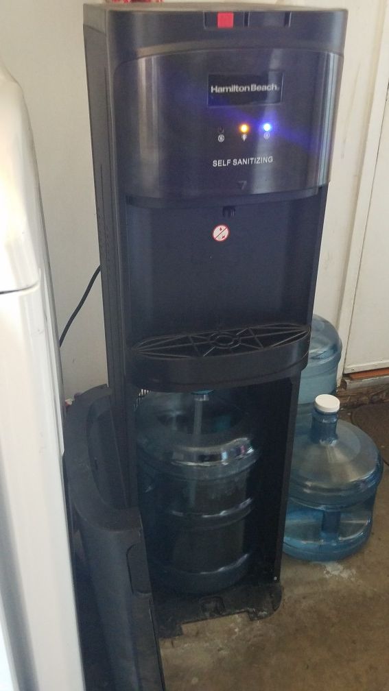 Hamilton Beach Bottom Loading Water Dispenser for Sale in San Jose, CA