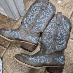 Ladies Cowboy Boots