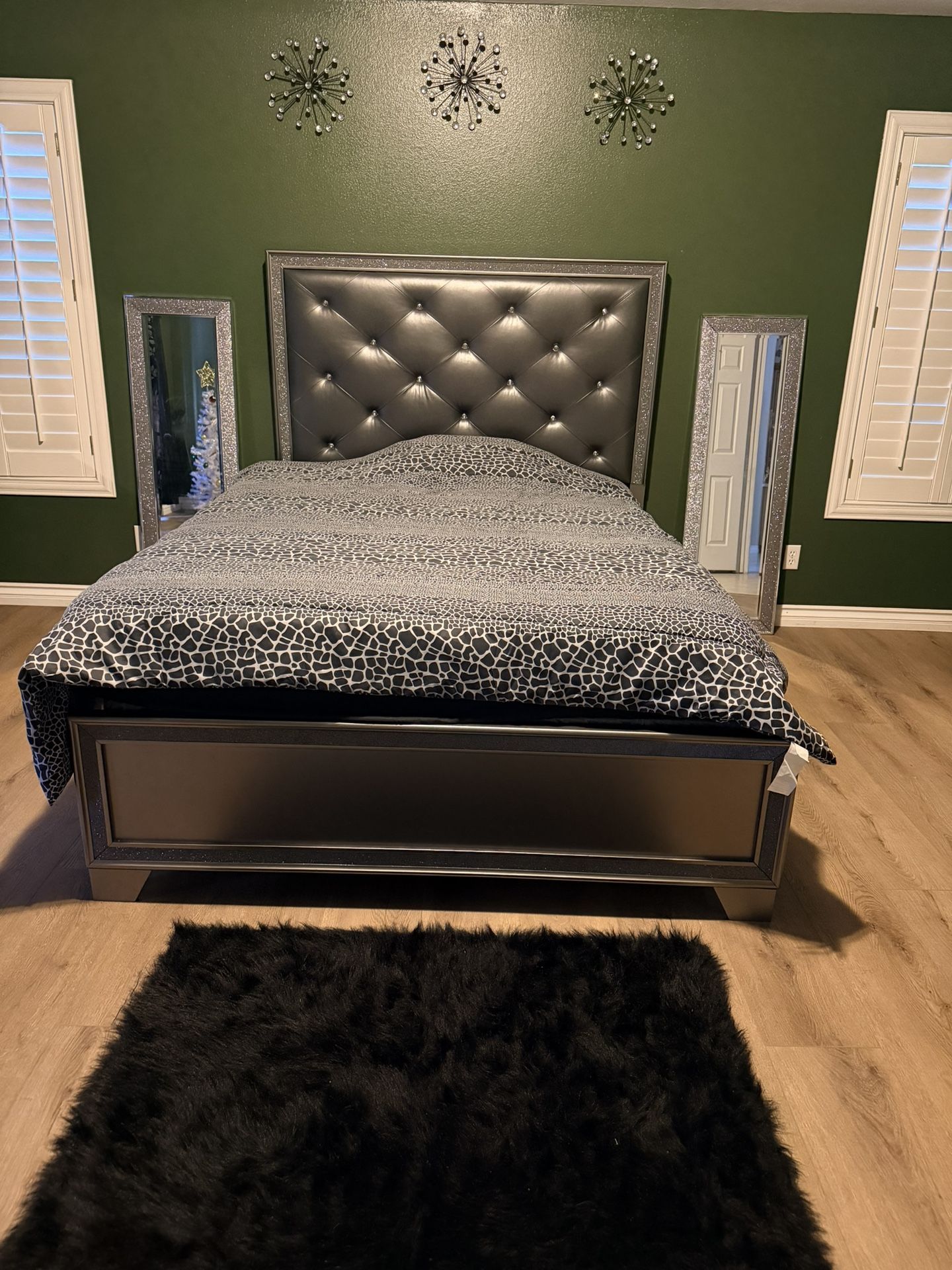 Bedroom Furniture For Sell