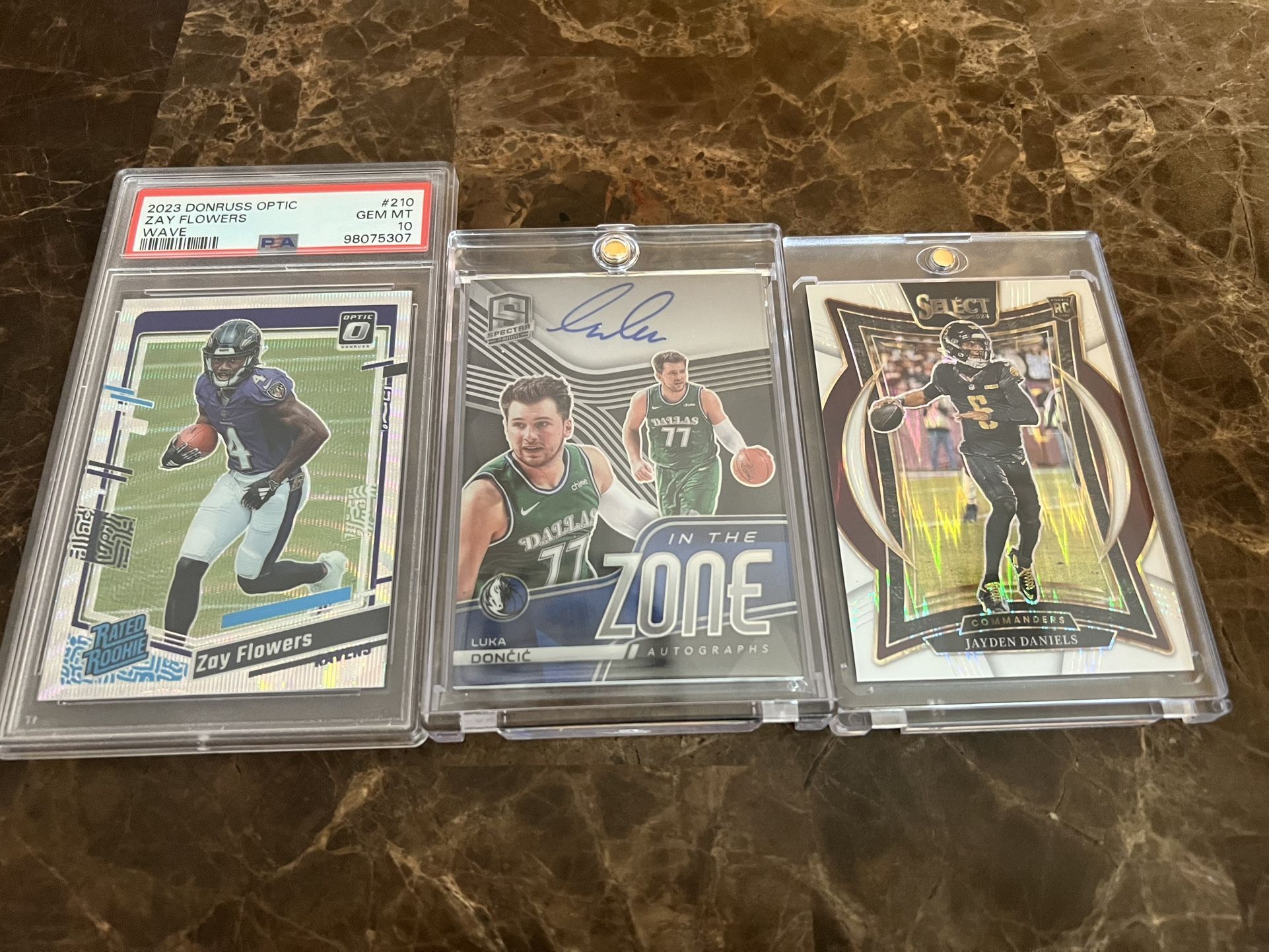 NBA/NFL Cards