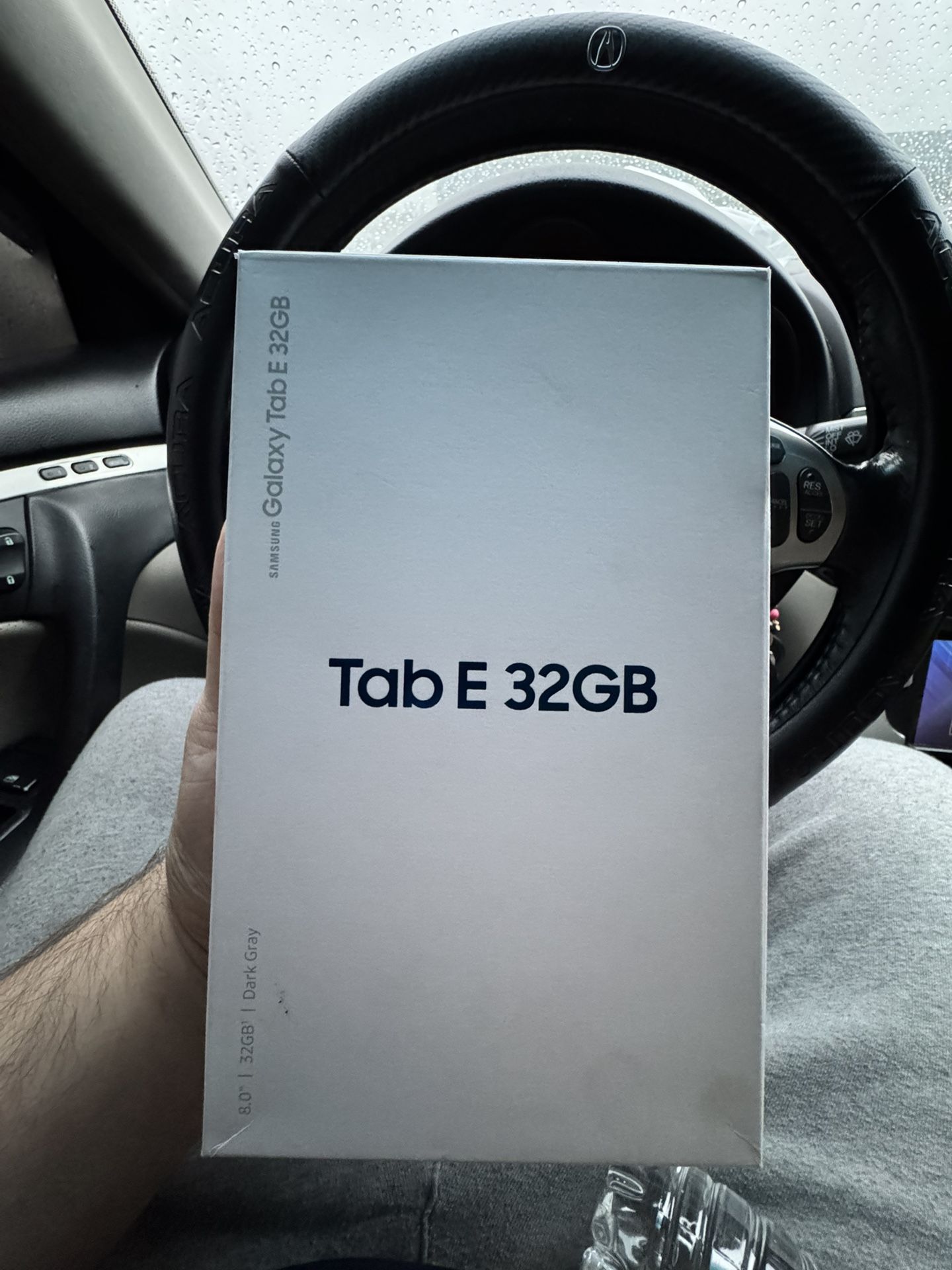 SAMSUNG TAB E 32GB MODEL (SMT378VDAA) (READ DESCRIPTION) $25 Each