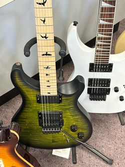 Electric guitar green and black