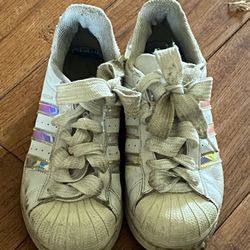Girls Adidas Shoe 