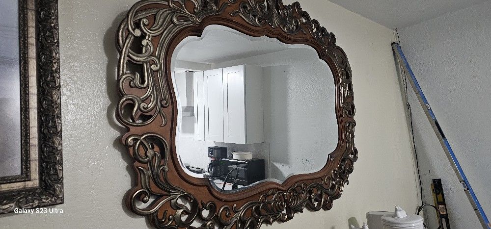 Michael Amini Furniture With Mirror