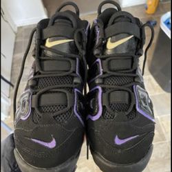 Nike Uptempo Size 4y